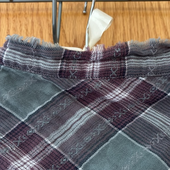 Gilded Intent Frayed Button Down- Size XL - Picture 6 of 7